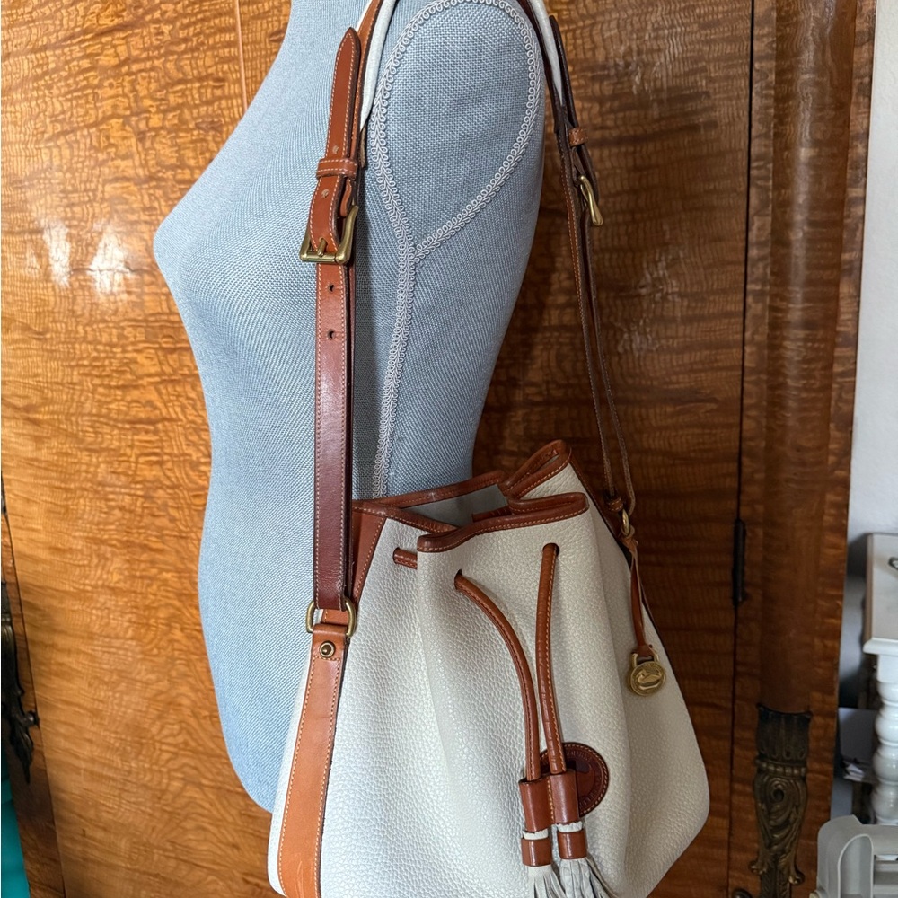 Dooney and bourke bucket bag